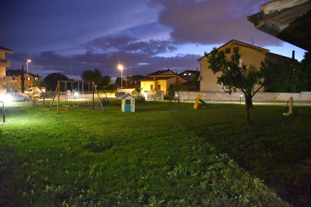 Casa Vacanze Roberta Rivotorto Eksteriør bilde